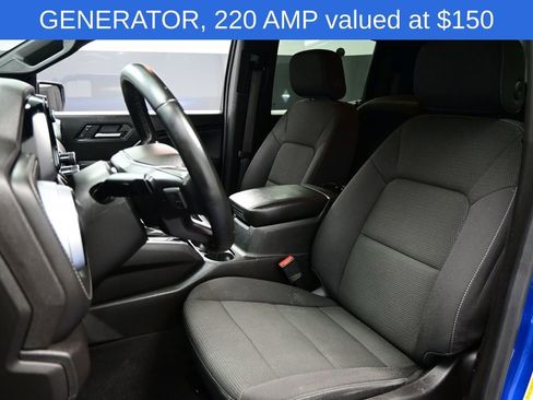 Used 2024 Chevrolet Colorado LT w/ LT Convenience Package II RWD image 9