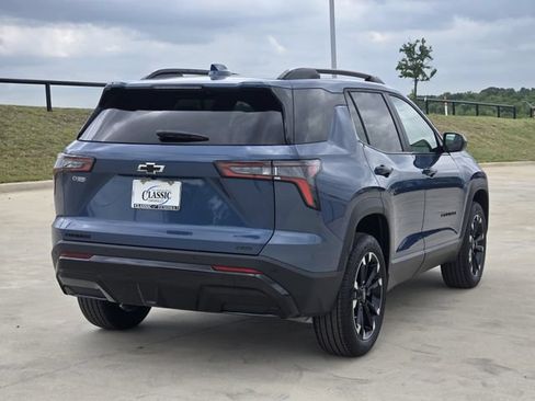 New 2026 Chevrolet Equinox RS w/ Convenience Package III FWD image 5