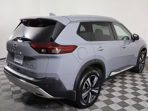 Used 2022 Nissan Rogue Platinum w/ Head-Up Display Package image 8