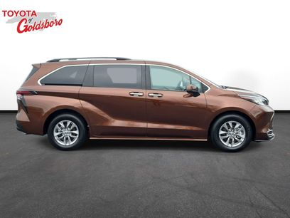 Used 2023 Toyota Sienna XLE
