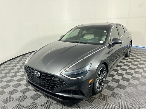 Used 2021 Hyundai Sonata Limited w/ Preferred Accessory Package FWD image 7