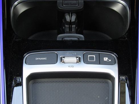 New 2025 Mercedes-Benz GLB 250 4MATIC image 33