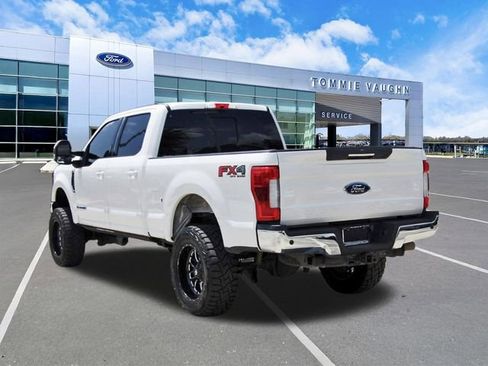 Used 2019 Ford F250 Lariat w/ Lariat Ultimate Package AWD/4WD image 2