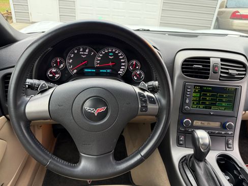 Used 2007 Chevrolet Corvette Coupe w/ Preferred Equipment Group image 41