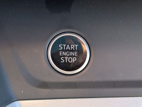 Used 2023 Audi Q3 2.0T Premium image 26