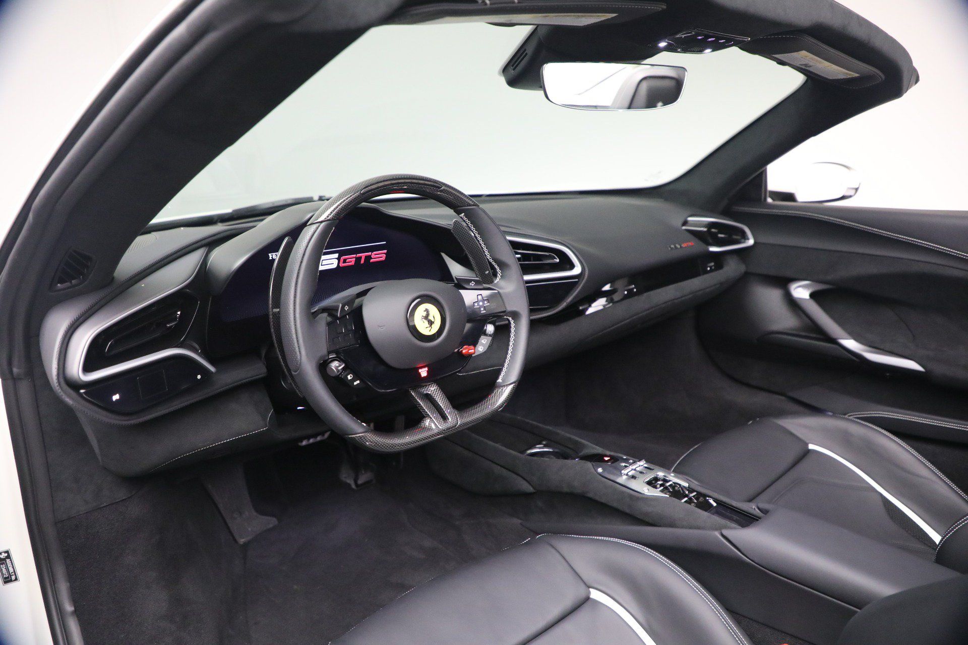 Used 2025 Ferrari 296 GTS RWD image 15