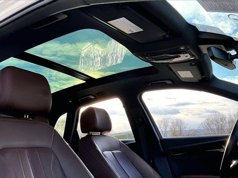 Used 2018 Audi Q5 2.0T Premium Plus w/ Premium Plus Package image 19