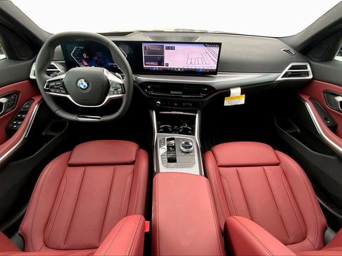 Used 2026 BMW 330i Sedan w/ Premium Package RWD image 29