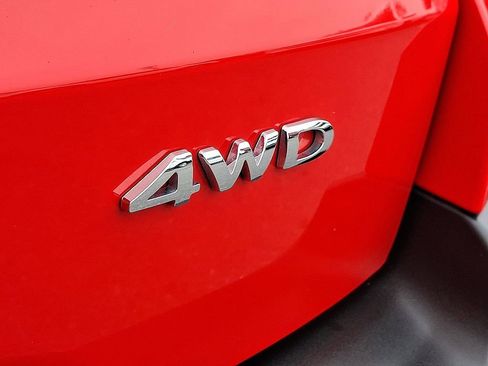 Certified 2021 Ford EcoSport S image 28