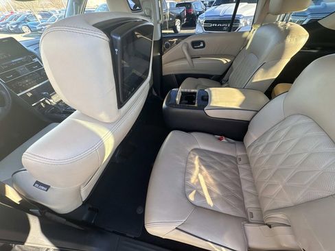 Used 2023 Nissan Armada Platinum w/ Captain's Chairs Package image 21