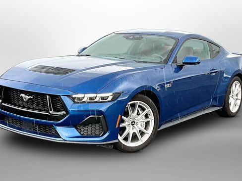 Used 2024 Ford Mustang GT Premium RWD image 13