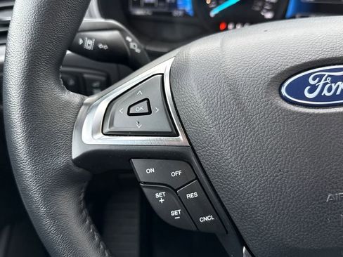 Certified 2024 Ford Edge SEL w/ Convenience Package image 18