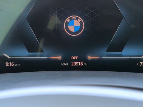 Used 2025 BMW X5 sDrive40i w/ Executive Package RWD image 15
