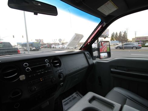 Used 2015 Ford F250 XL w/ XL Value Package image 12