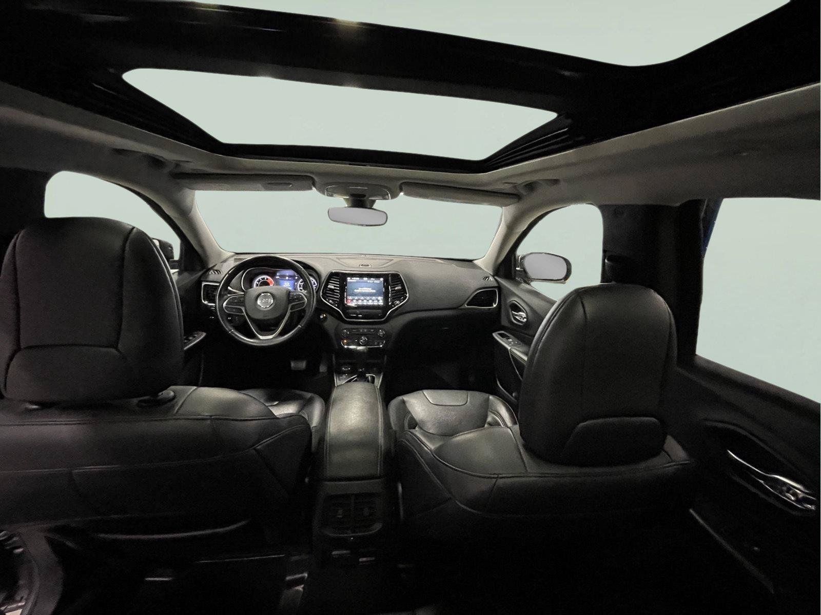 Used 2019 Jeep Cherokee Limited AWD/4WD image 31