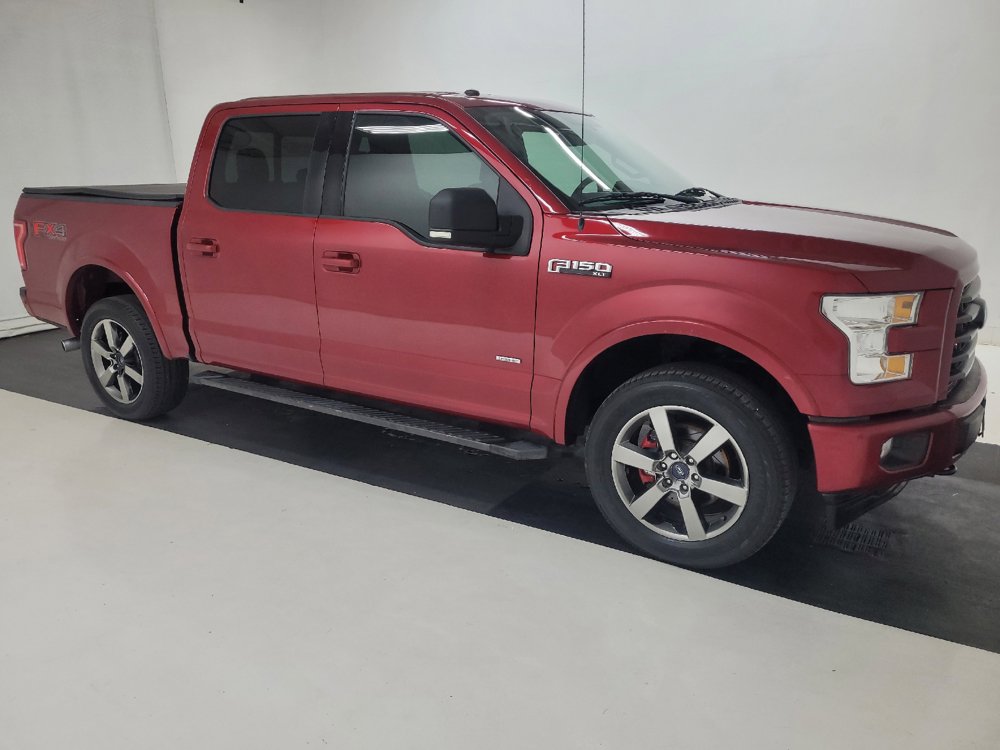 Used 2017 Ford F150 XLT w/ Equipment Group 302A Luxury AWD/4WD image 11