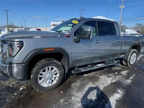 Used 2024 GMC Sierra 2500 SLT w/ SLT Premium Package image 6