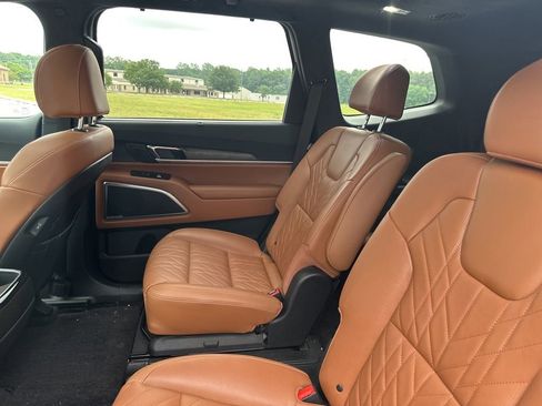 Used 2024 Kia Telluride SX Prestige X-Line AWD/4WD image 12