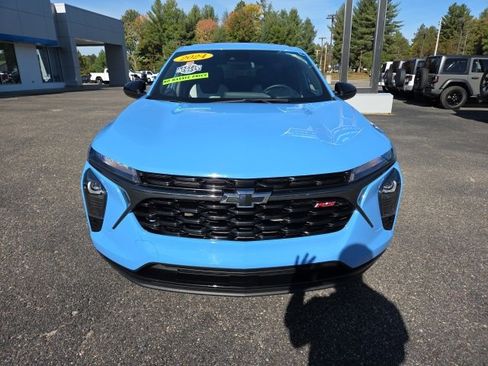 Used 2024 Chevrolet Trax RS w/ Sunroof Package image 67