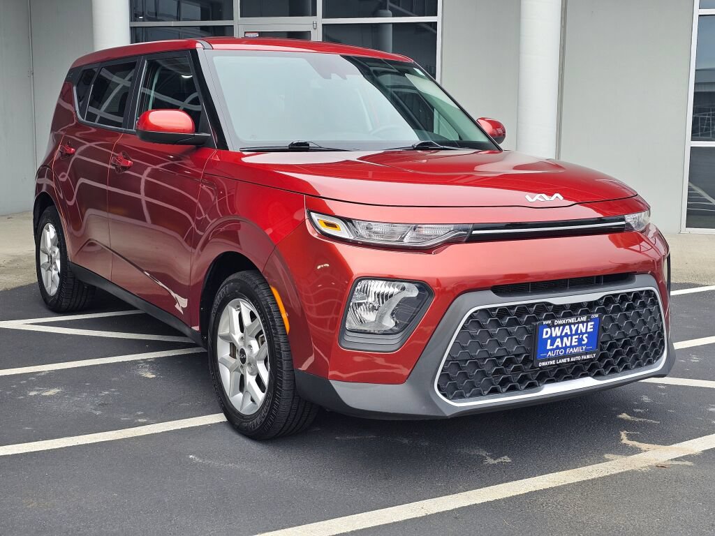 Used 2022 Kia Soul LX w/ Technology Package FWD image 7
