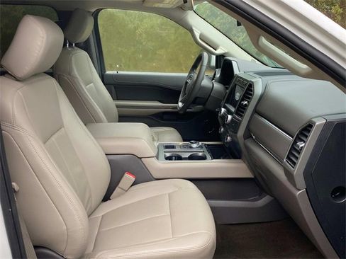 Used 2020 Ford Expedition XLT w/ Equipment Group 202A image 35