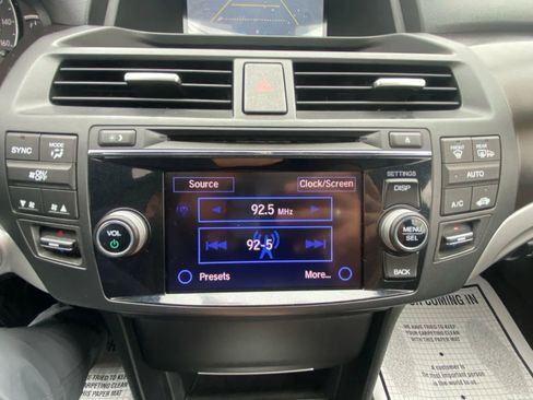 Used 2013 Honda Crosstour EX-L image 28