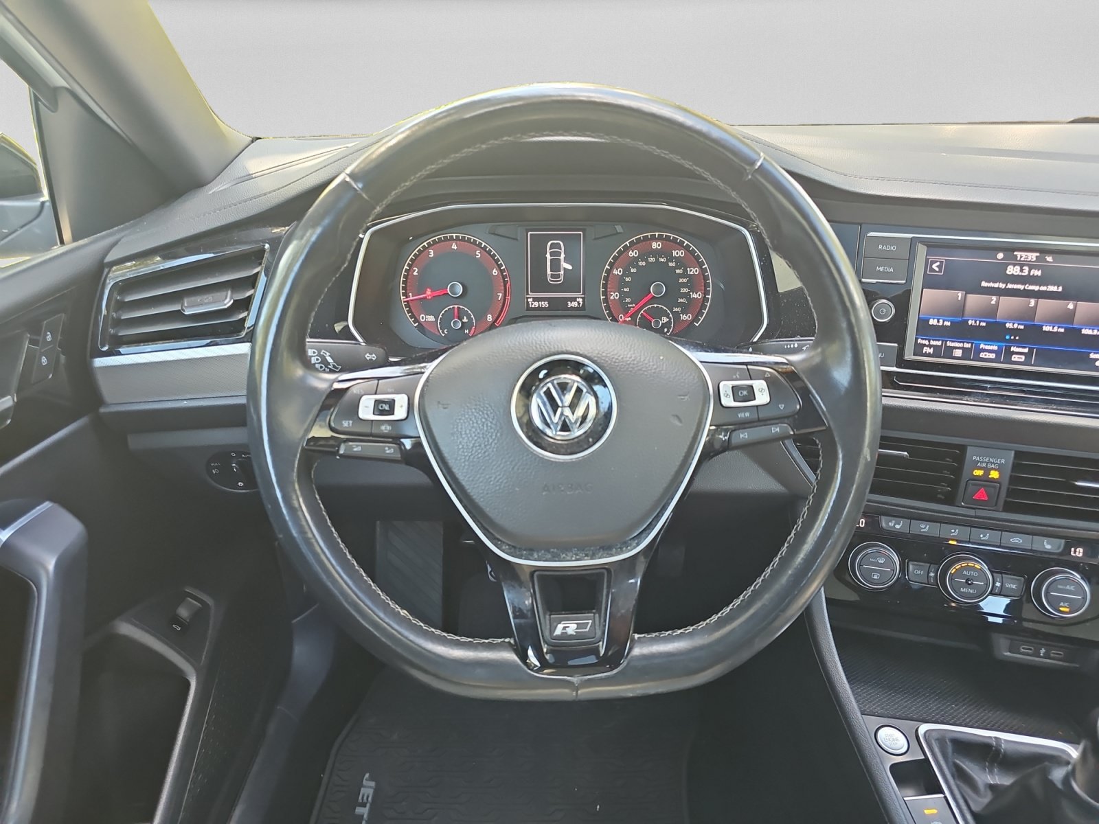 Used 2020 Volkswagen Jetta R-Line FWD image 12