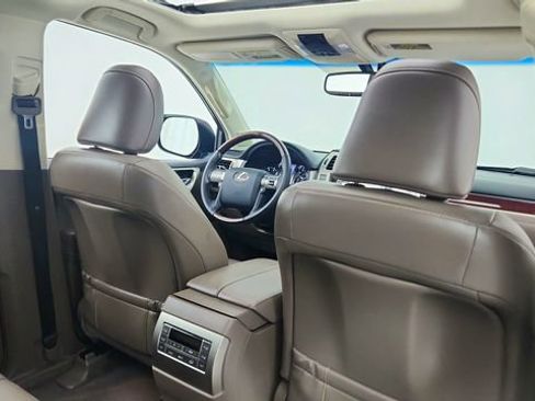 Used 2018 Lexus GX 460 Premium w/ Premium Package image 27