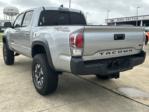 Used 2023 Toyota Tacoma TRD Off-Road RWD image 8
