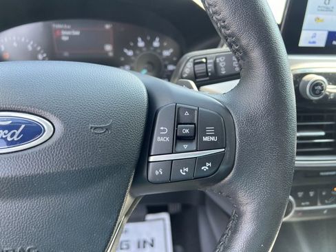 Used 2020 Ford Escape SEL image 33