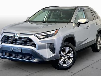 Used 2022 Toyota RAV4 XLE w/ Convenience Package