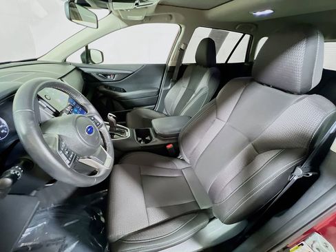 Used 2025 Subaru Outback Premium AWD/4WD image 19