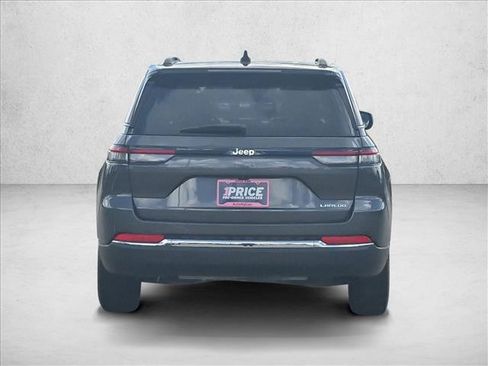 Used 2024 Jeep Grand Cherokee Laredo RWD image 6