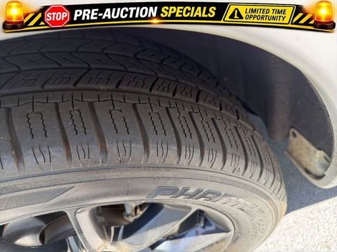 Used 2016 Jeep Grand Cherokee Summit w/ Platinum Series Group RWD image 17