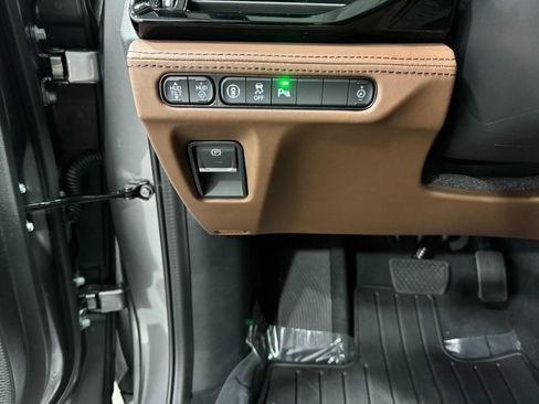 Used 2026 Acura MDX w/ Advance Package image 33