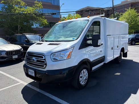 Used 2019 Ford Transit 350 138 w/ Interior Upgrade Package RWD image 4