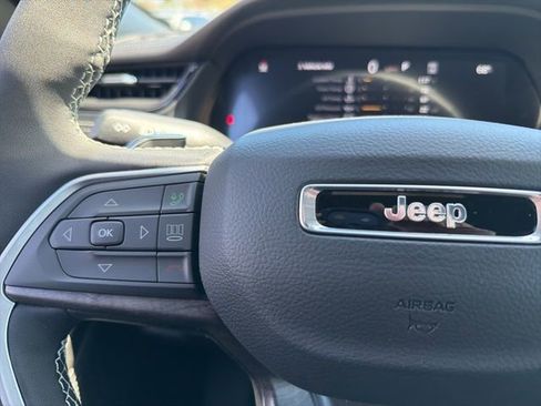 New 2026 Jeep Grand Cherokee L 4WD image 22