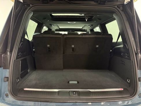 New 2026 Jeep Grand Wagoneer Summit image 9