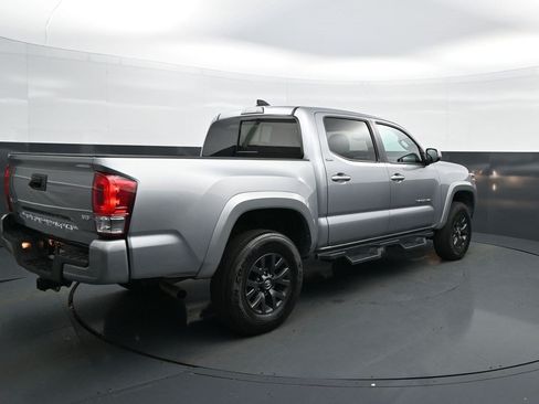 Used 2023 Toyota Tacoma SR5 w/ Technology Package AWD/4WD image 7
