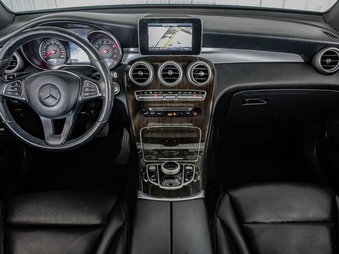 Used 2019 Mercedes-Benz GLC 300 image 13