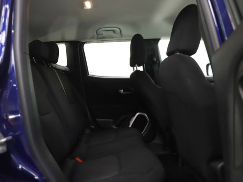 Used 2018 Jeep Renegade Sport w/ Power & Air Group image 12