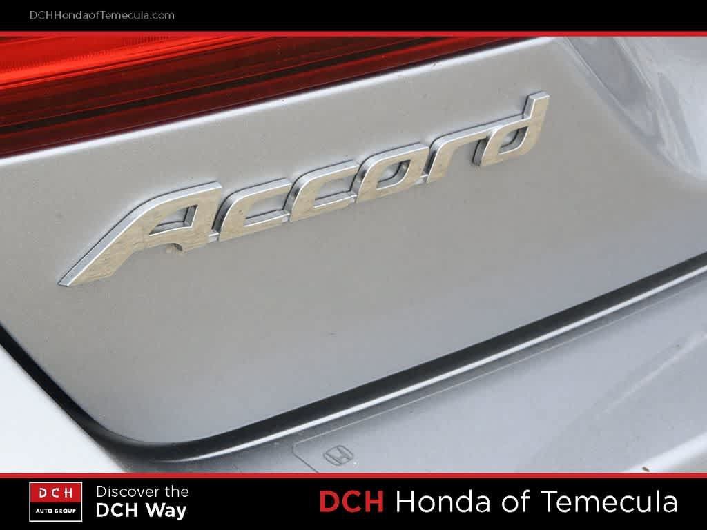 Used 2017 Honda Accord Touring image 7