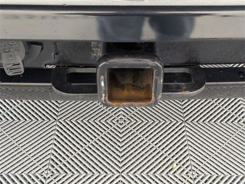 Used 2020 Chevrolet Suburban LT image 31