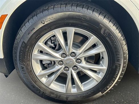 New 2025 Cadillac XT5 Luxury w/ LPO, Floor Liner Package image 9