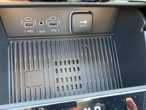 New 2026 Jeep Grand Cherokee Altitude image 11