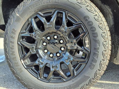 New 2026 GMC Hummer EV 4x4 Crew Cab image 34