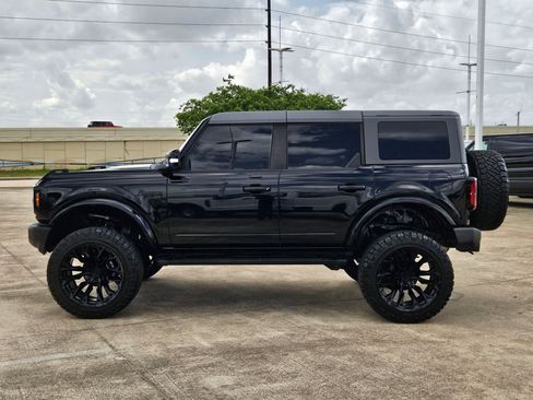 Used 2023 Ford Bronco Outer Banks image 7