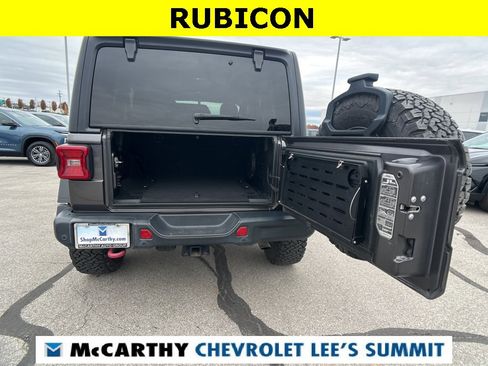 Used 2018 Jeep Wrangler Unlimited Rubicon w/ Dual Top Group image 16
