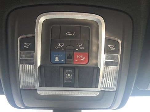 Used 2020 RAM 1500 Laramie w/ Sport Appearance Package AWD/4WD image 25