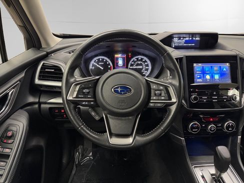 Used 2022 Subaru Forester Premium image 12